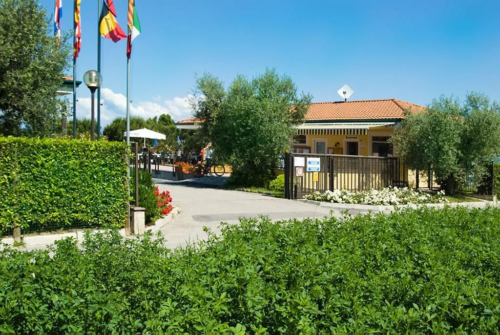 Le Palme Camping & Village Lazise 3*,
