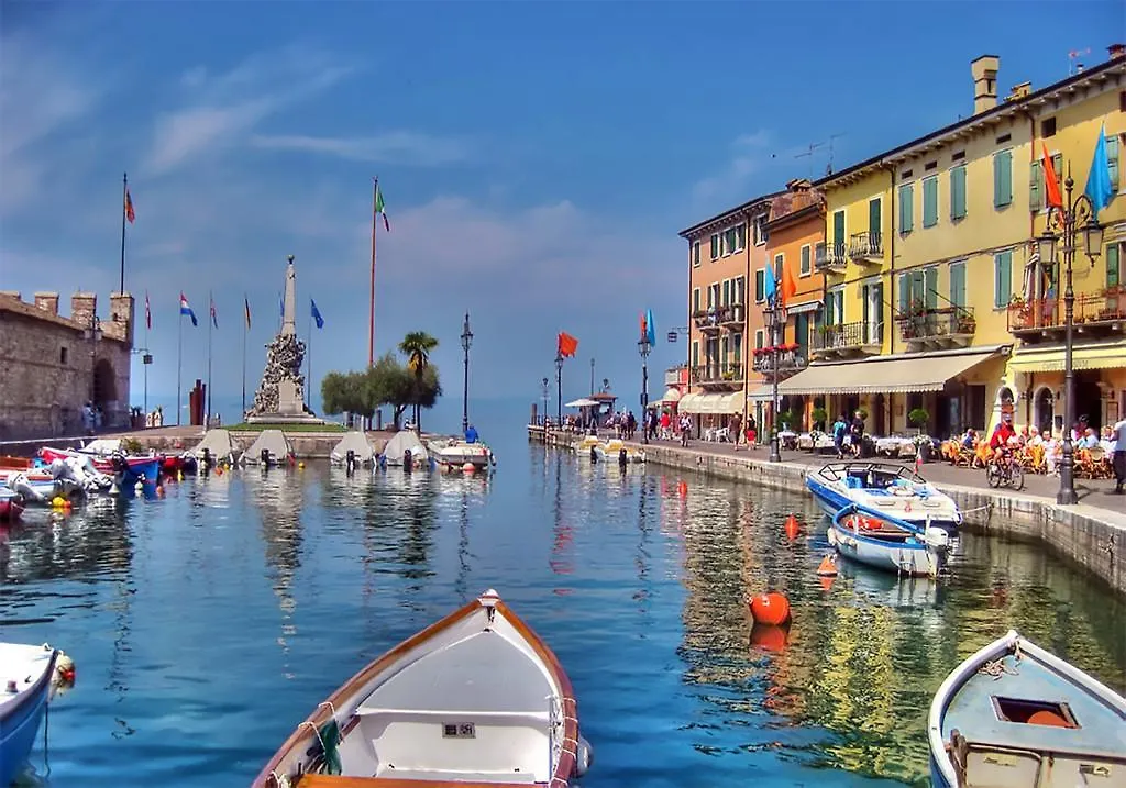 Le Palme Camping & Village Lazise Italy