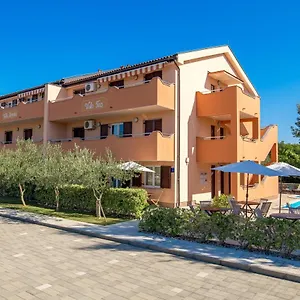 villa-romana-and-tea.primorje-gorskikotar.com/