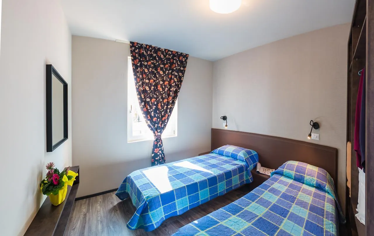 Le Palme Camping & Village Lazise